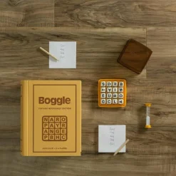 Boggle Vintage Bookshelf Edition