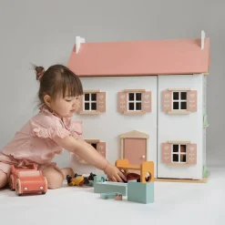 Clover Dollhouse