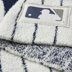 CozyChic New York Yankees Stroller Blanket - 30"x40"