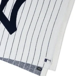 CozyChic New York Yankees Throw