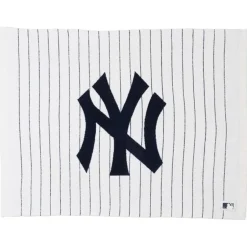 CozyChic New York Yankees Throw