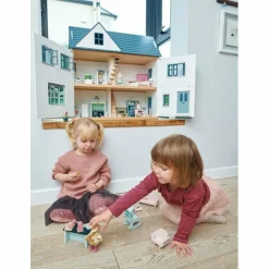 Dovetail Dollhouse
