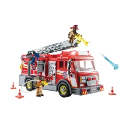 Fire Truck with Accessories and 2 Figures