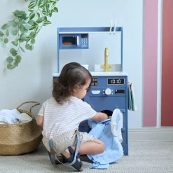 Little Chef Lake Tahoe Wooden Play Kitchen Washer & Mini Garden - Blue