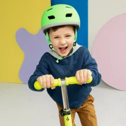 Maxi Deluxe Foldable LED Scooter - Neon Canary Yellow