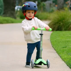 Mini Deluxe Glow LED Plus Scooter - Icy Lime