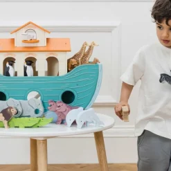 Noah’s Great Wooden Ark & Animals - 23 Pieces