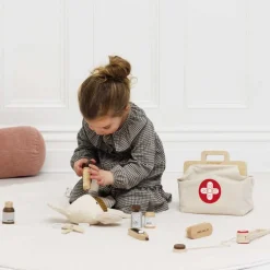 10 Piece Animal Vet Pretend Play Set