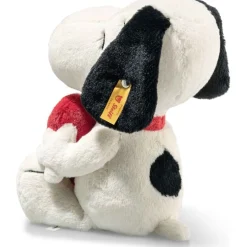 Snoopy Love with Red Heart