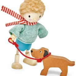 The Goodwood Family Wooden Dolls