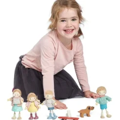The Goodwood Family Wooden Dolls