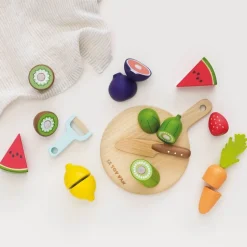 Wooden Chopping Board & Sliceable Play Food