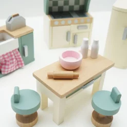 Wooden Dollhouse 20 Piece Kitchen Furniture Set