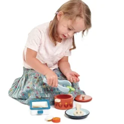 Wooden Pots & Pans